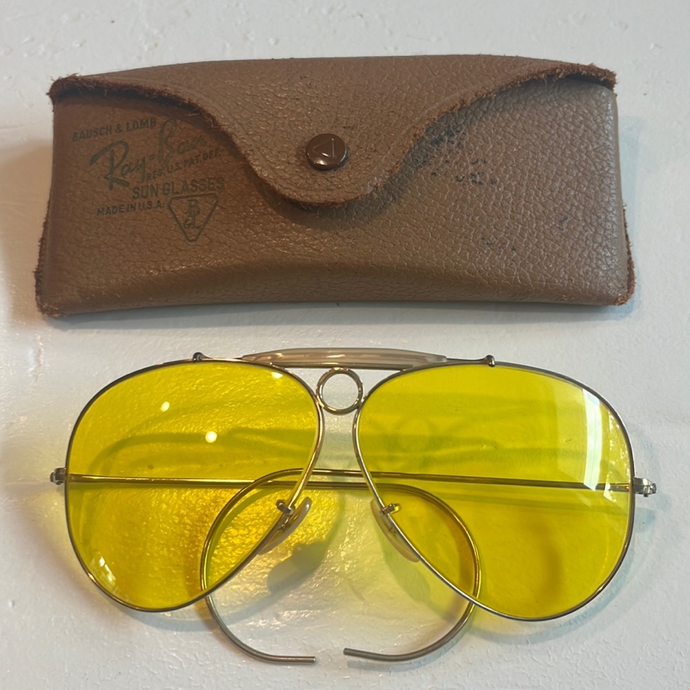 Vintage  B&L Ray Ban USA Shooter Ambermatic Yellow 62mm All-weather Sunglasses